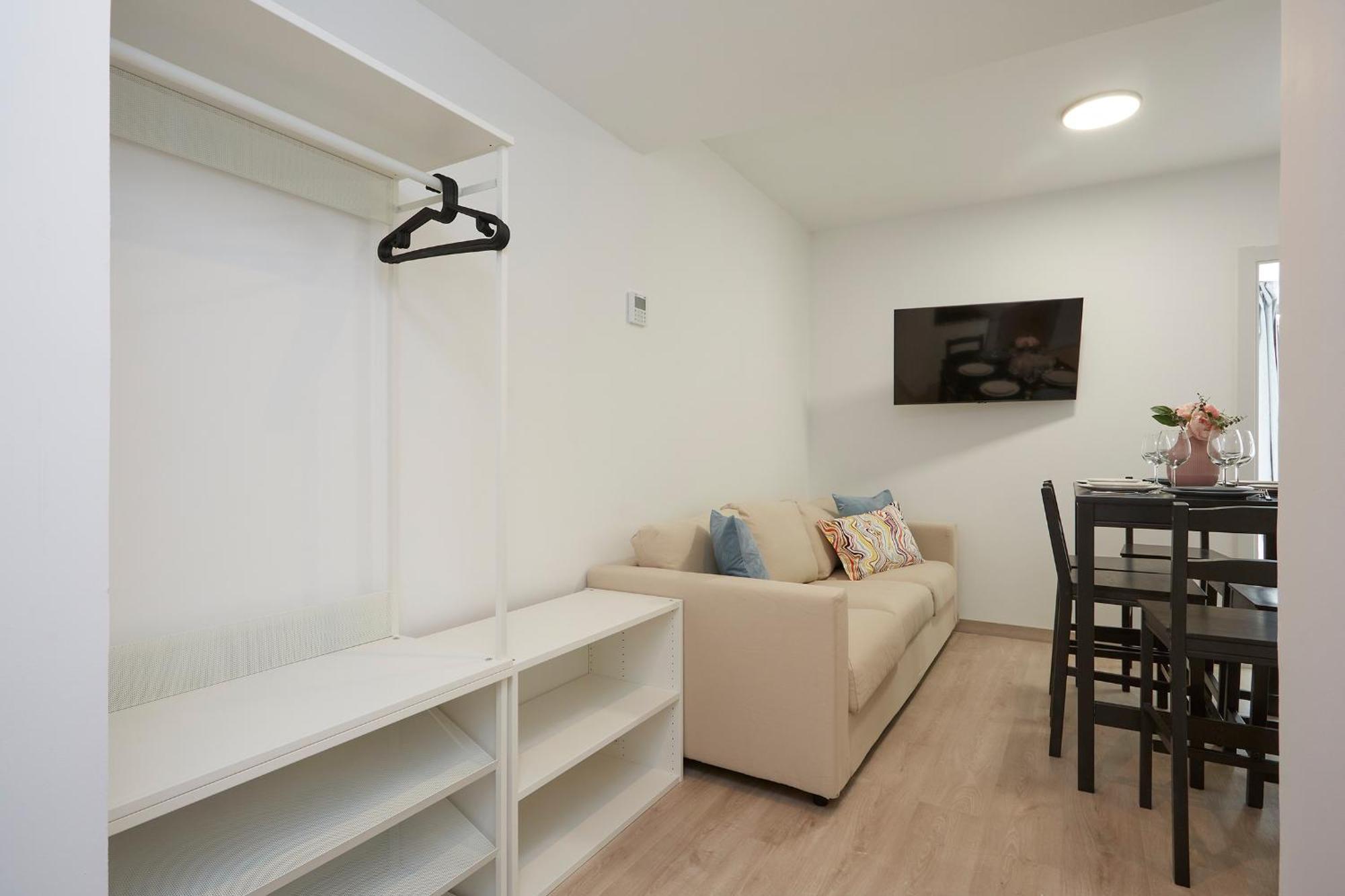Three Bedroom Two Bathroom Apartment Close To Beach バルセロナ エクステリア 写真